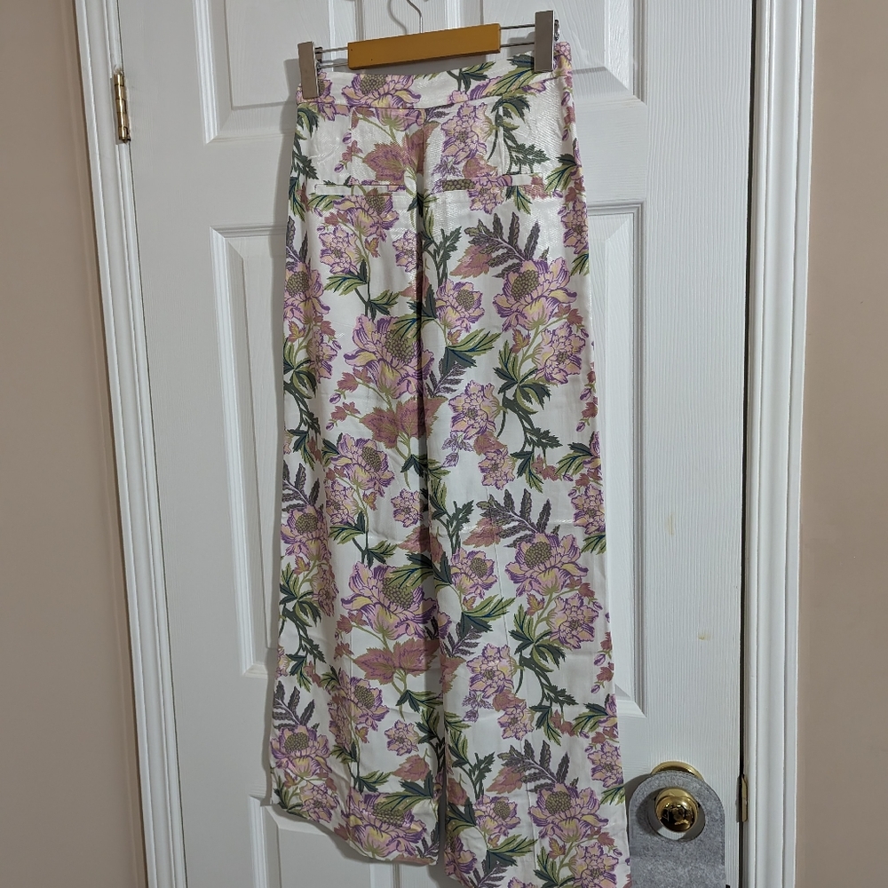 2/30$ 🔮 H&M Floral Pants size 2